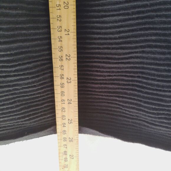 T Tahari Funnel Neck Sweater Stitch Shoulder Black Cozy Fall Comfort Medium - Picture 7 of 9